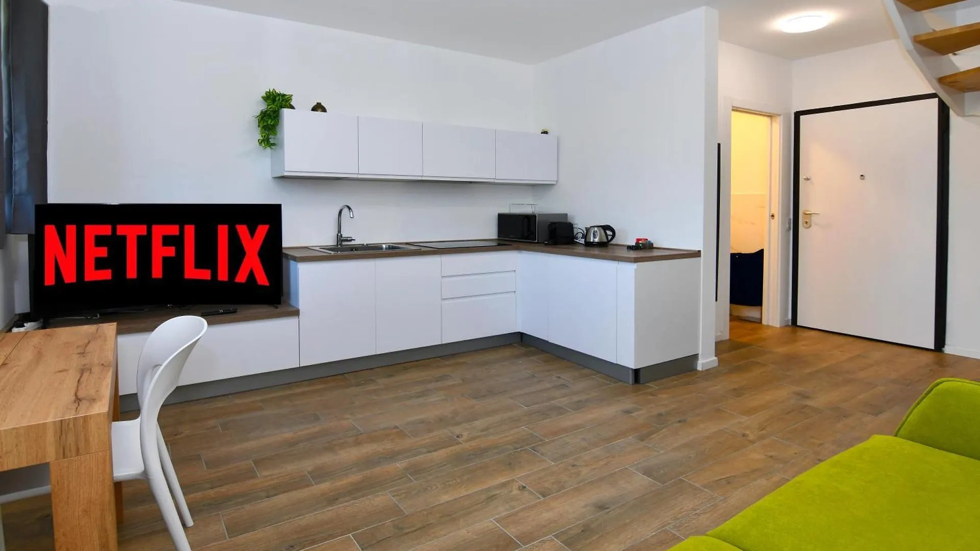 Apartment Fond. Prada-Ieo Elegante Appartamento Con Suite Milan